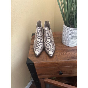 Vince Camuto animal print shoes